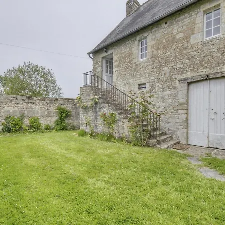 Omaha With Garden Holiday home *